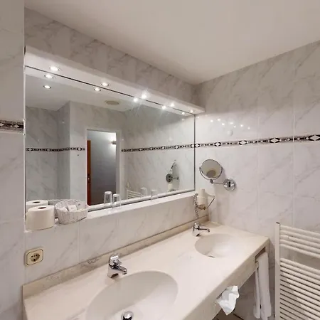 Zum Hohen Eimberg Otel Willingen (Upland)