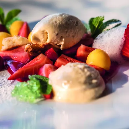 Zum Hohen Eimberg Otel