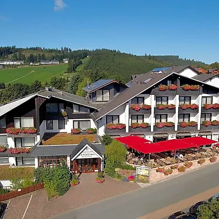 Sporthotel Zum Hohen Eimberg Hotel 4*