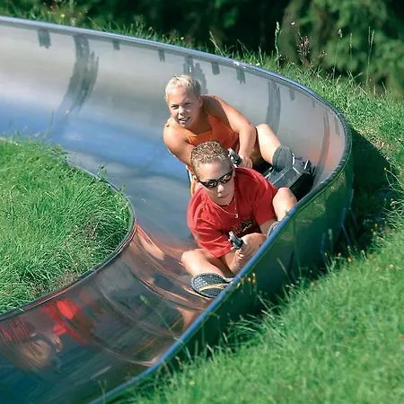 Zum Hohen Eimberg فندق 4*