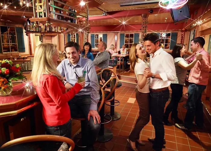 Zum Hohen Eimberg Отель